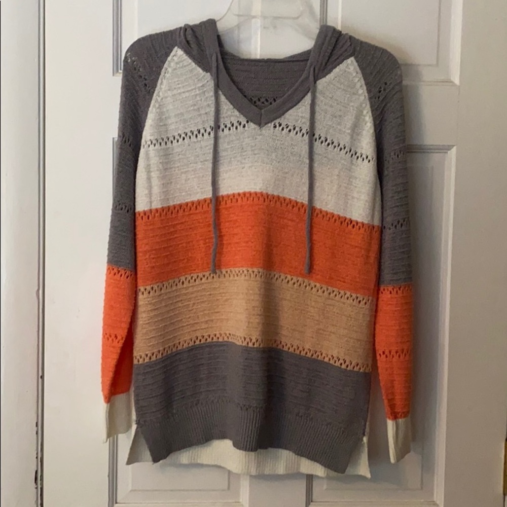 Hooded sweater